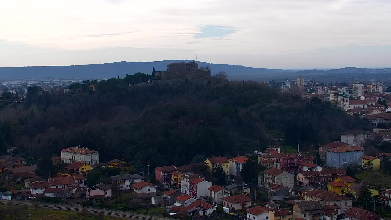 Nova Gorica und Görz: Atemberaubende Aussicht vom Franziskanerkloster Kostanjevica