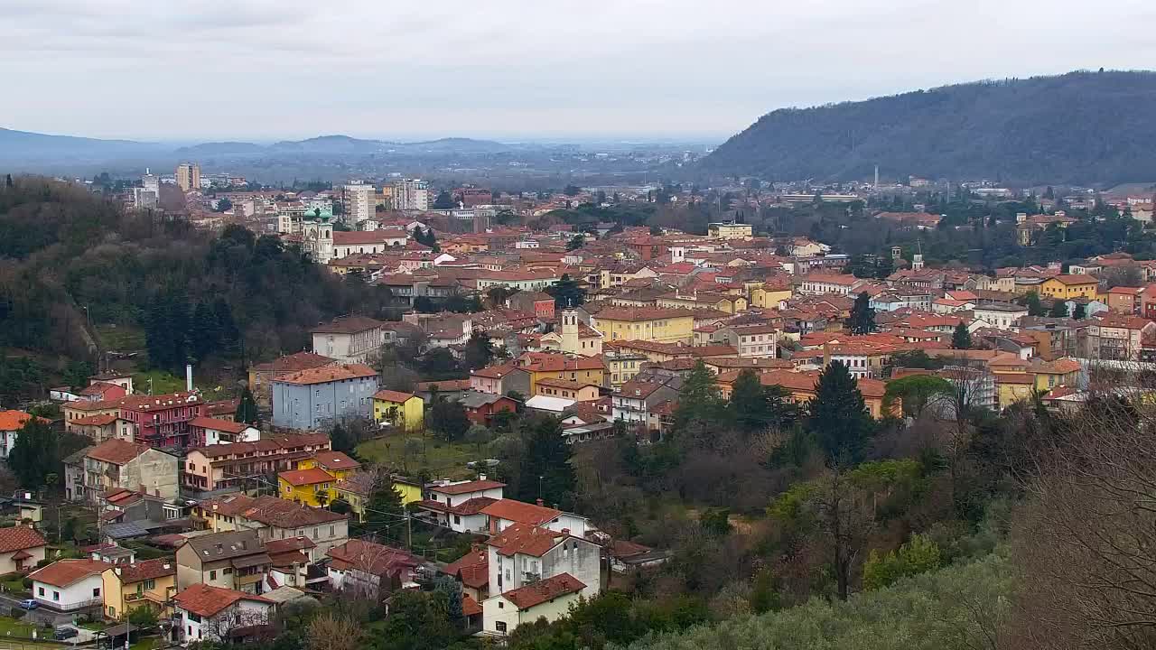 Nova Gorica y Gorizia: Impresionantes Vistas desde el Monasterio Franciscano de Kostanjevica