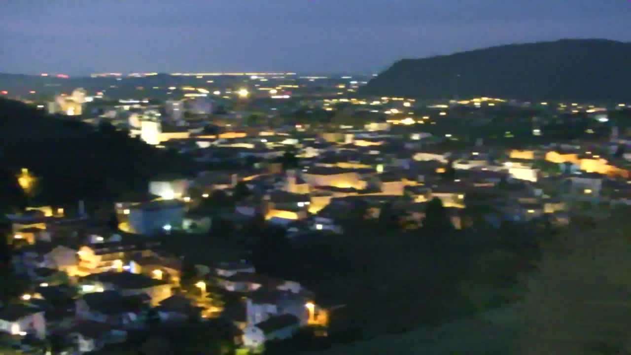 Nova Gorica y Gorizia: Impresionantes Vistas desde el Monasterio Franciscano de Kostanjevica