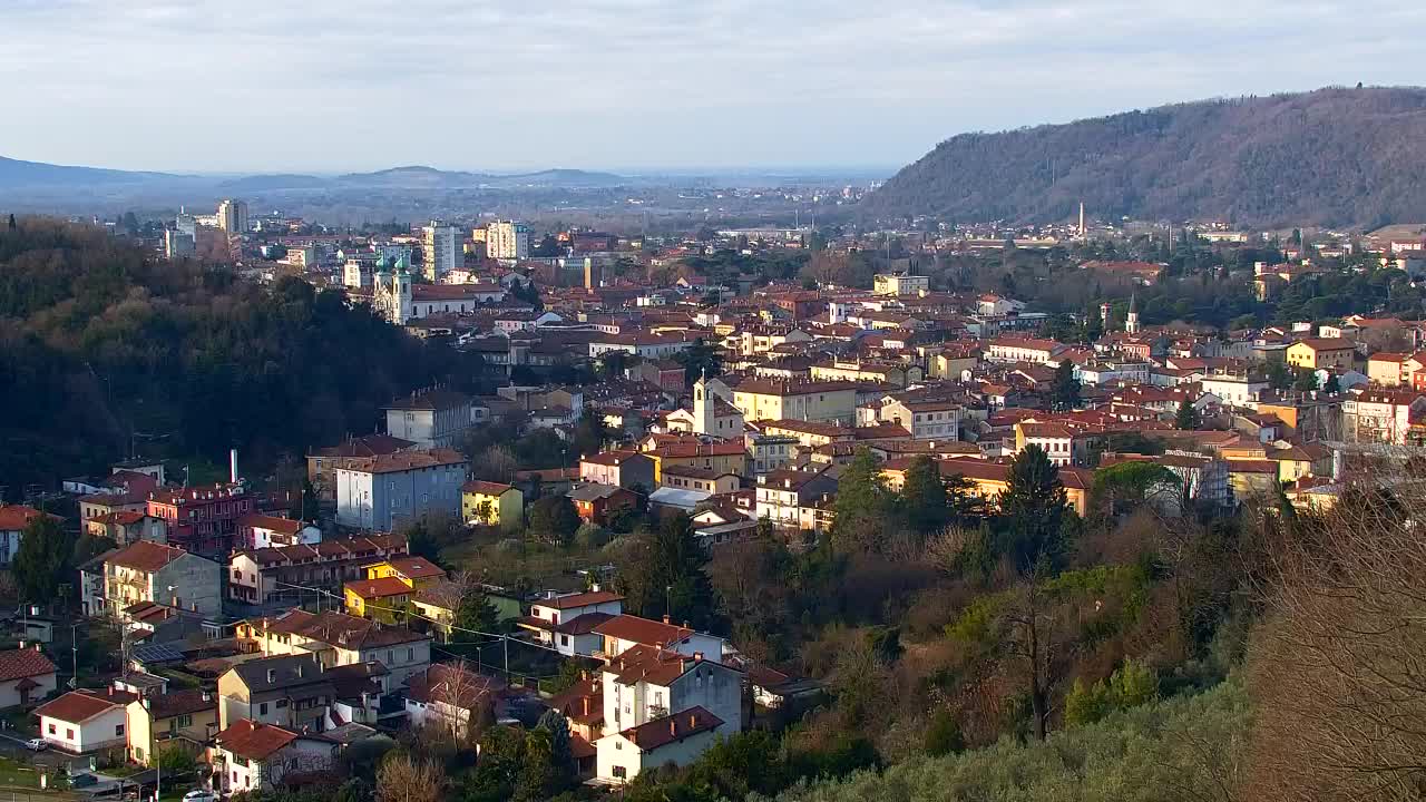 Nova Gorica i Gorica: Prekrasan Pogled iz Franjevačkog Samostana Kostanjevica