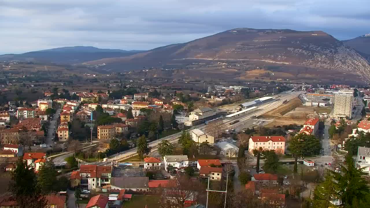 Nova Gorica und Görz: Atemberaubende Aussicht vom Franziskanerkloster Kostanjevica