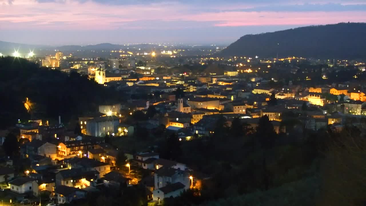 Nova Gorica in Gorica: Čudovit Razgled iz Frančiškanskega Samostana Kostanjevica