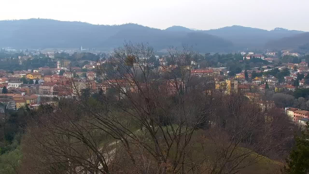 Nova Gorica e Gorizia: Panorama Mozzafiato dal Convento Francescano di Castagnevizza