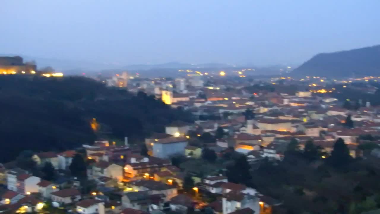 Nova Gorica y Gorizia: Impresionantes Vistas desde el Monasterio Franciscano de Kostanjevica