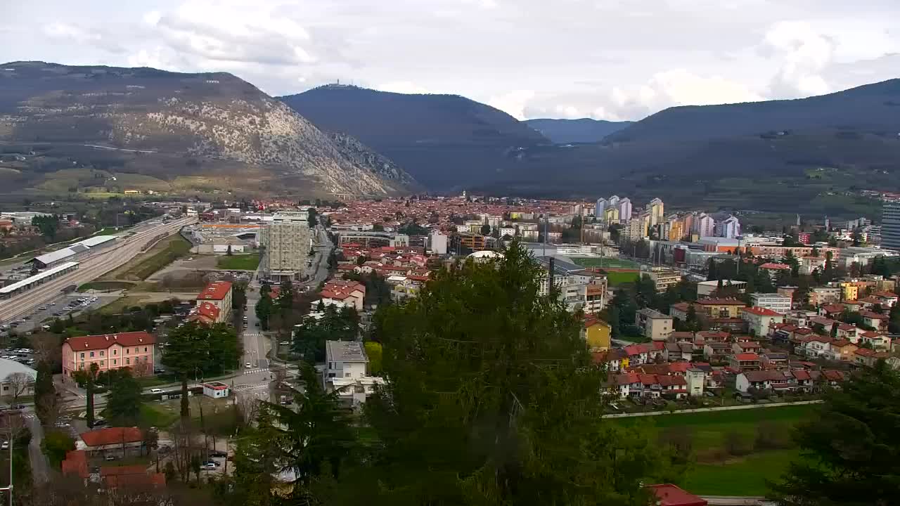 Nova Gorica in Gorica: Čudovit Razgled iz Frančiškanskega Samostana Kostanjevica