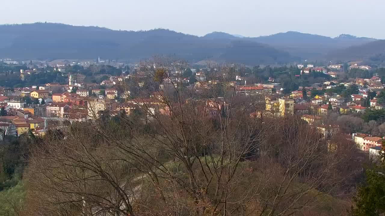 Nova Gorica i Gorica: Prekrasan Pogled iz Franjevačkog Samostana Kostanjevica