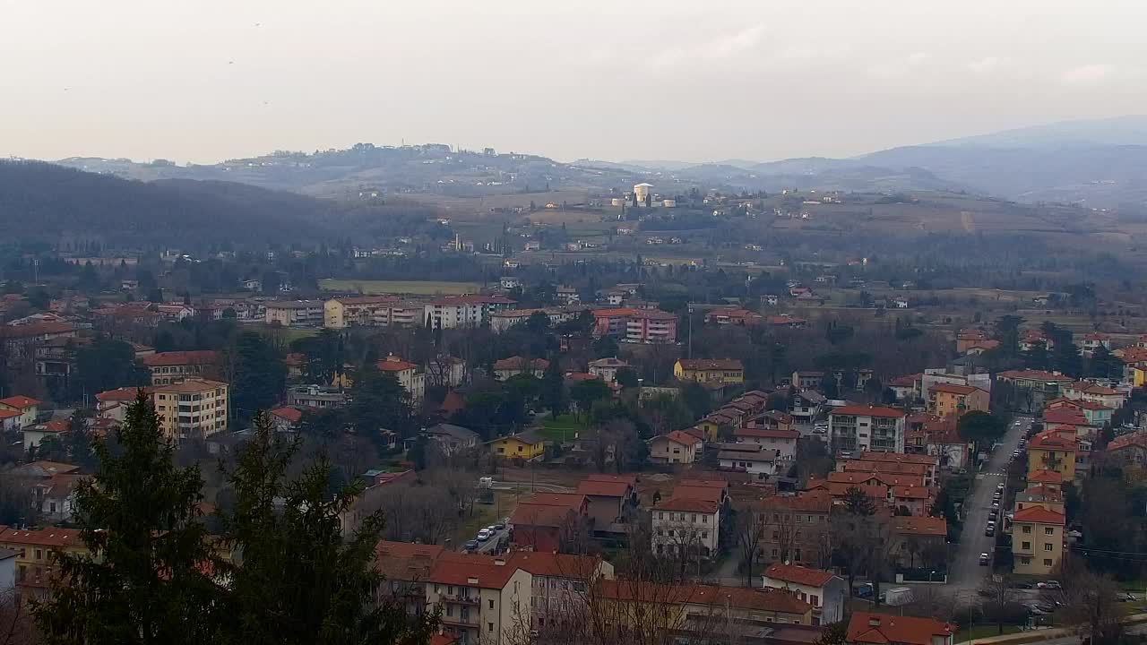 Nova Gorica i Gorica: Prekrasan Pogled iz Franjevačkog Samostana Kostanjevica