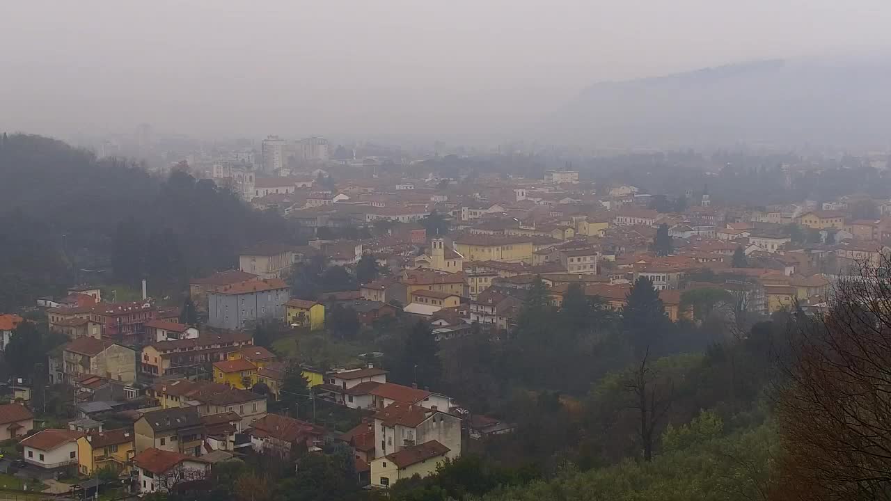 Nova Gorica i Gorica: Prekrasan Pogled iz Franjevačkog Samostana Kostanjevica
