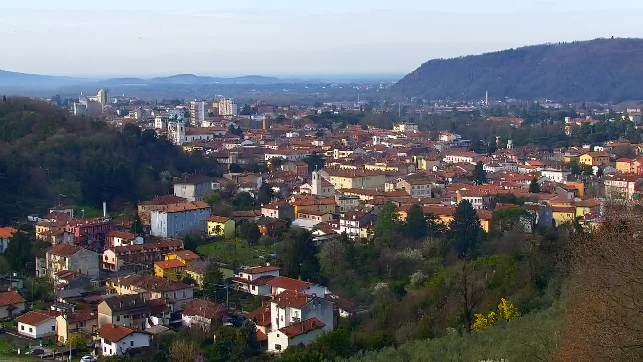 Nova Gorica y Gorizia: Impresionantes Vistas desde el Monasterio Franciscano de Kostanjevica