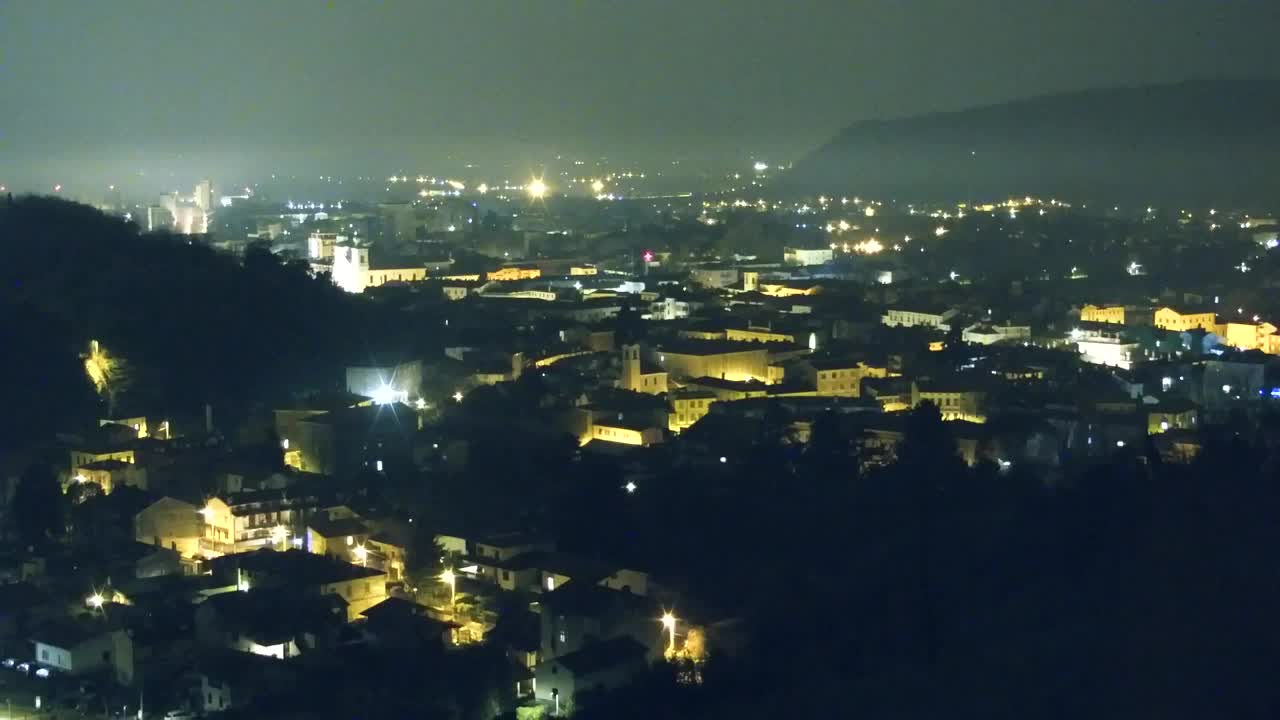 Nova Gorica e Gorizia: Panorama Mozzafiato dal Convento Francescano di Castagnevizza