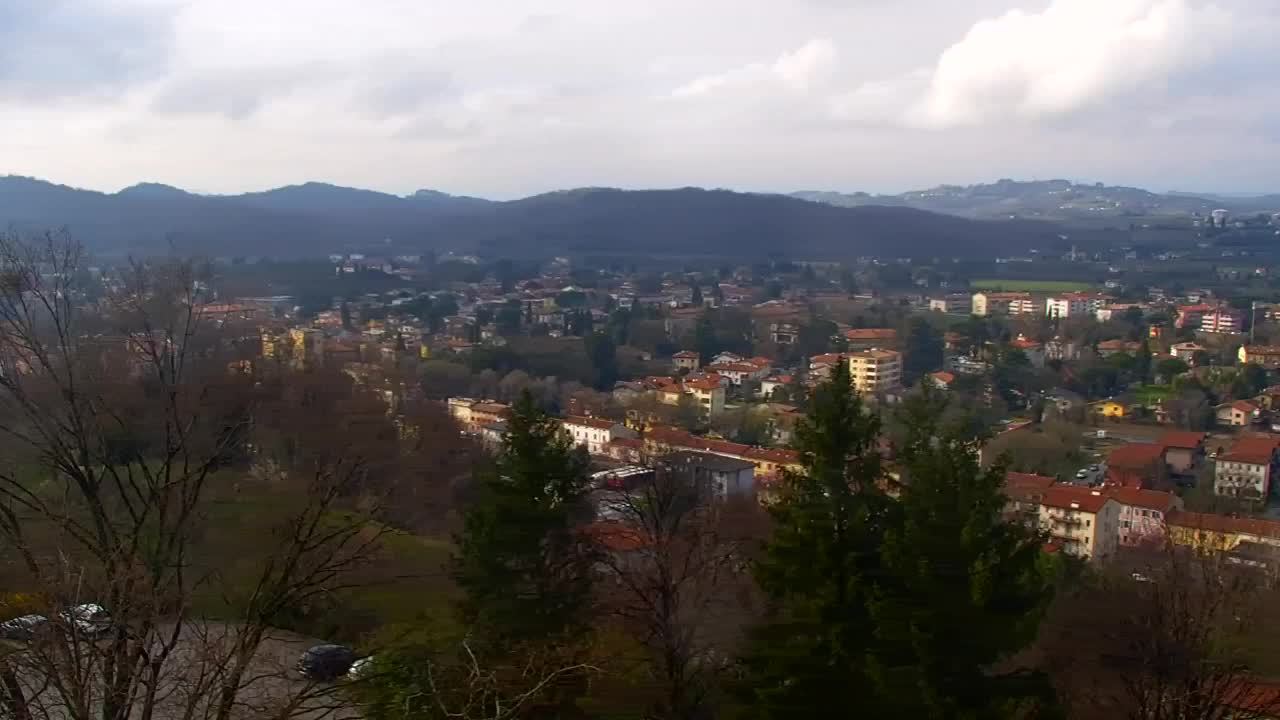 Nova Gorica y Gorizia: Impresionantes Vistas desde el Monasterio Franciscano de Kostanjevica