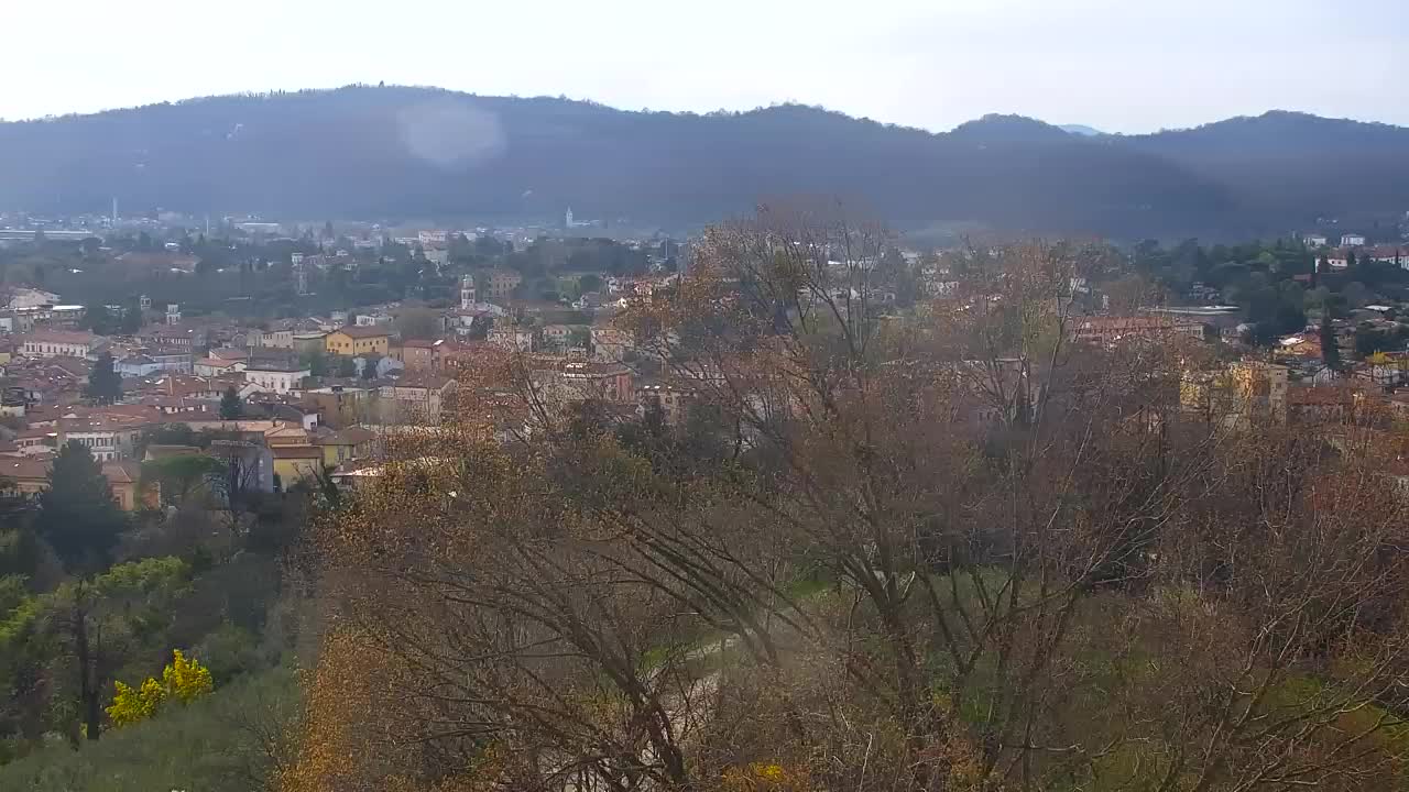 Nova Gorica e Gorizia: Panorama Mozzafiato dal Convento Francescano di Castagnevizza