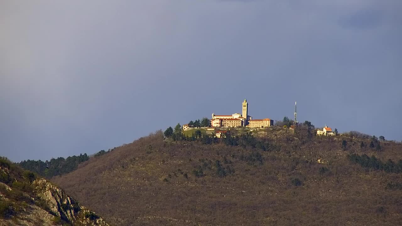 Nova Gorica in Gorica: Čudovit Razgled iz Frančiškanskega Samostana Kostanjevica