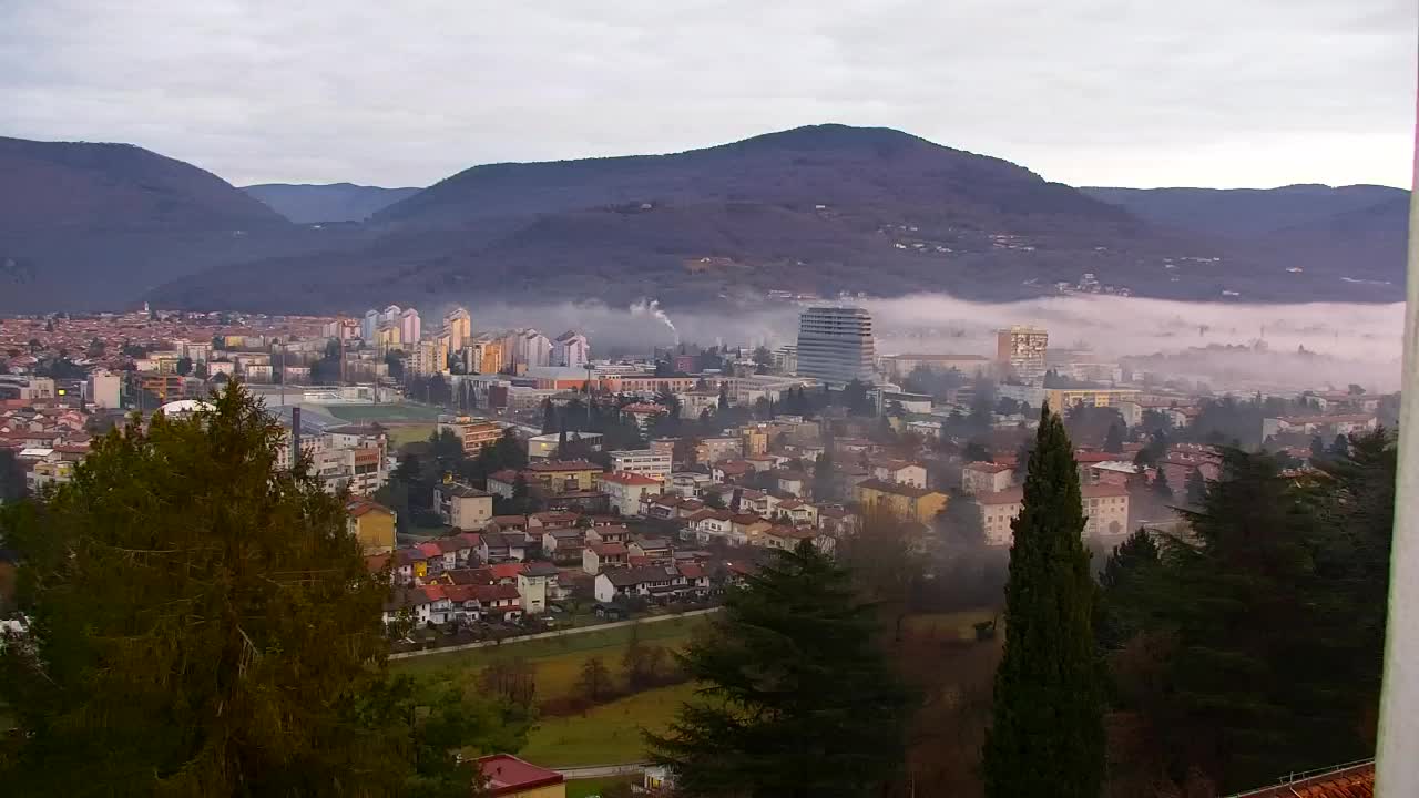 Nova Gorica y Gorizia: Impresionantes Vistas desde el Monasterio Franciscano de Kostanjevica
