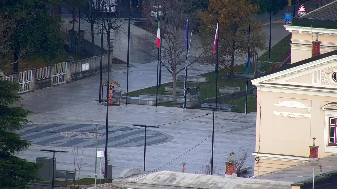 Nova Gorica i Gorica: Prekrasan Pogled iz Franjevačkog Samostana Kostanjevica