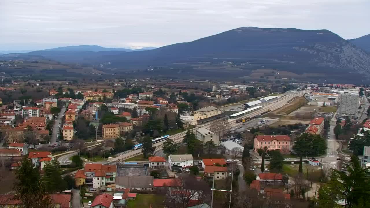 Nova Gorica e Gorizia: Panorama Mozzafiato dal Convento Francescano di Castagnevizza