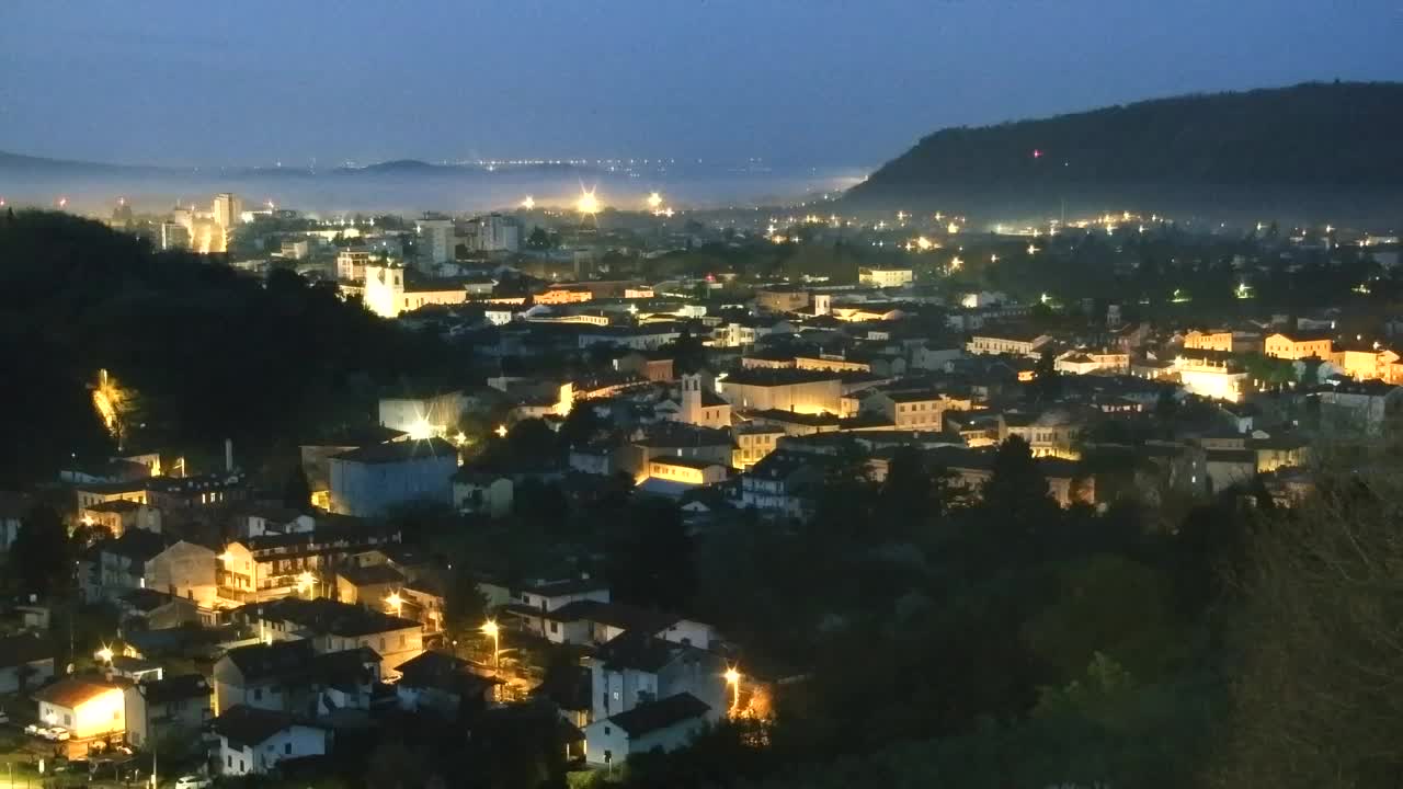 Nova Gorica y Gorizia: Impresionantes Vistas desde el Monasterio Franciscano de Kostanjevica