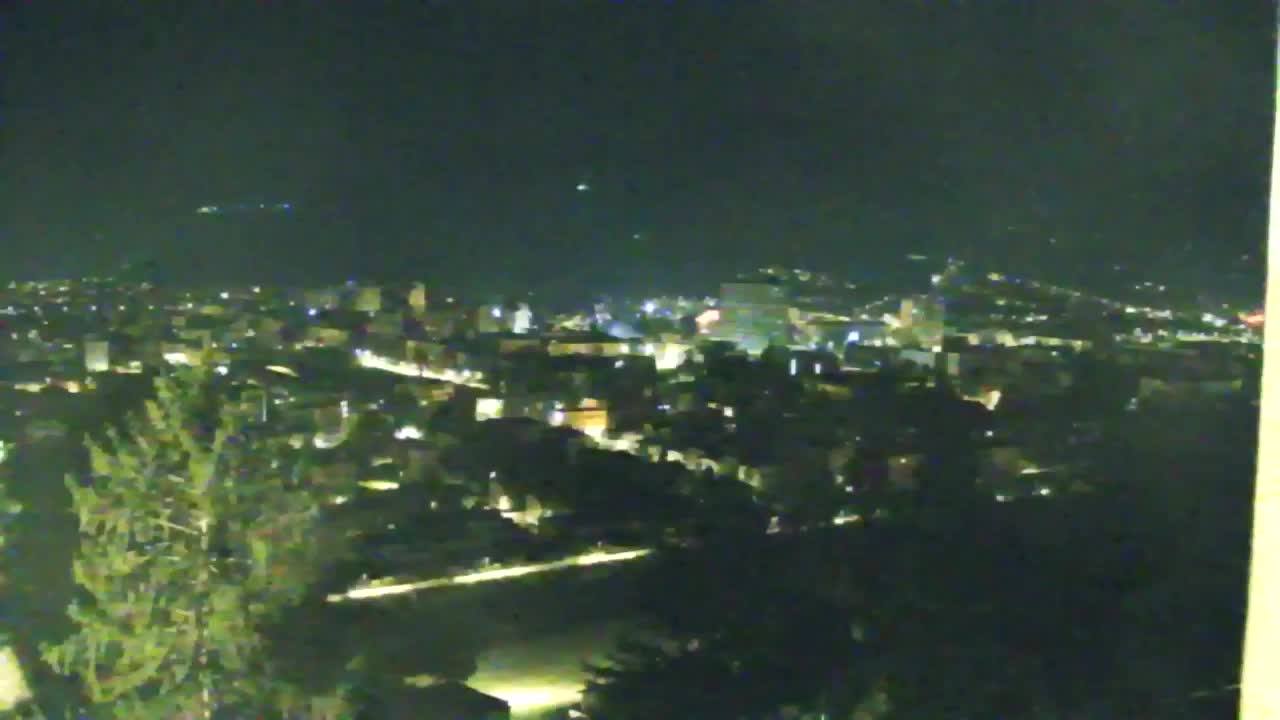 Nova Gorica e Gorizia: Panorama Mozzafiato dal Convento Francescano di Castagnevizza