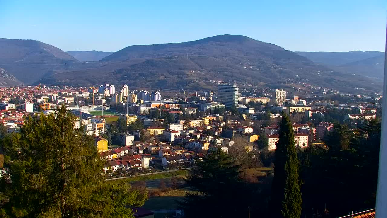 Nova Gorica e Gorizia: Panorama Mozzafiato dal Convento Francescano di Castagnevizza