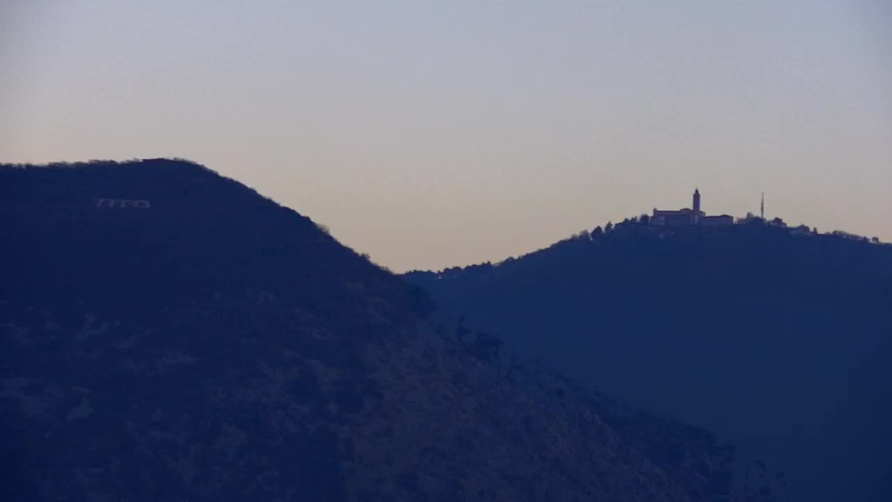 Nova Gorica y Gorizia: Impresionantes Vistas desde el Monasterio Franciscano de Kostanjevica