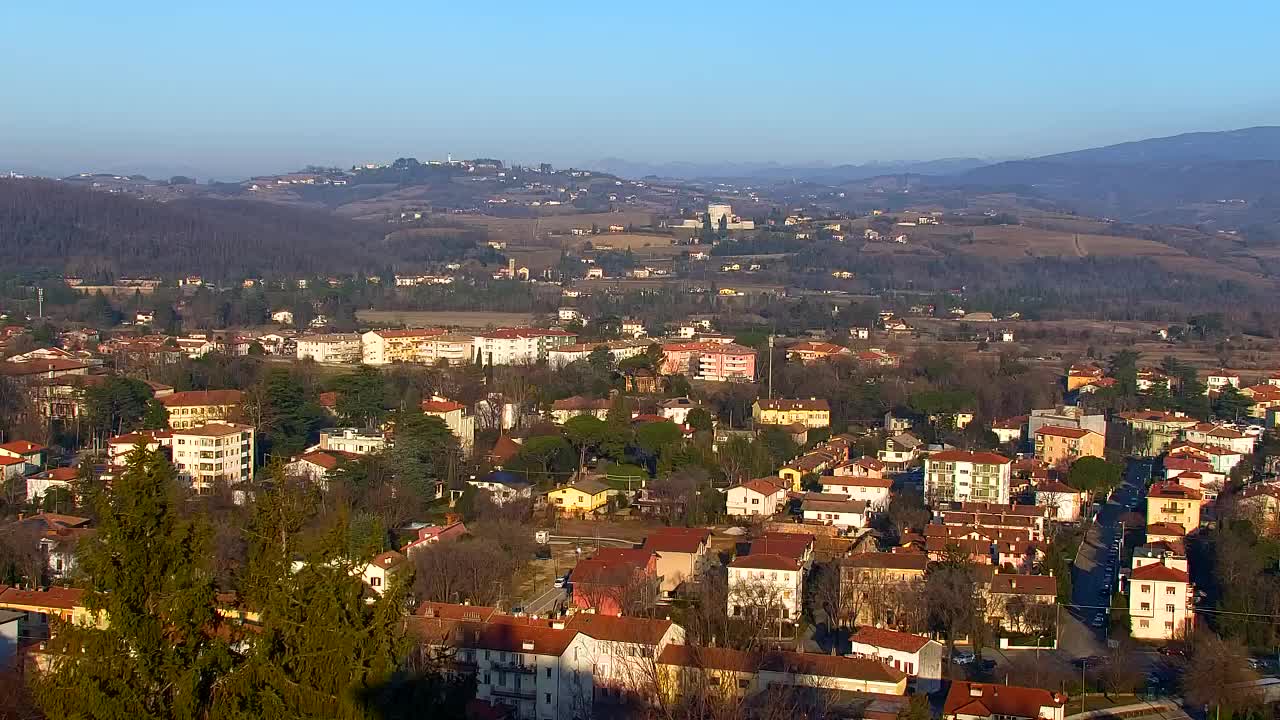 Nova Gorica i Gorica: Prekrasan Pogled iz Franjevačkog Samostana Kostanjevica