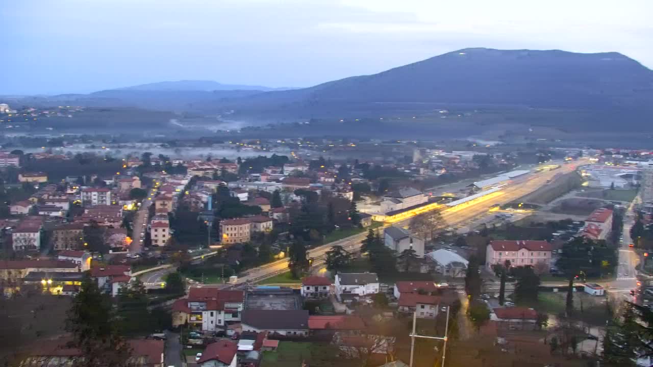 Nova Gorica in Gorica: Čudovit Razgled iz Frančiškanskega Samostana Kostanjevica