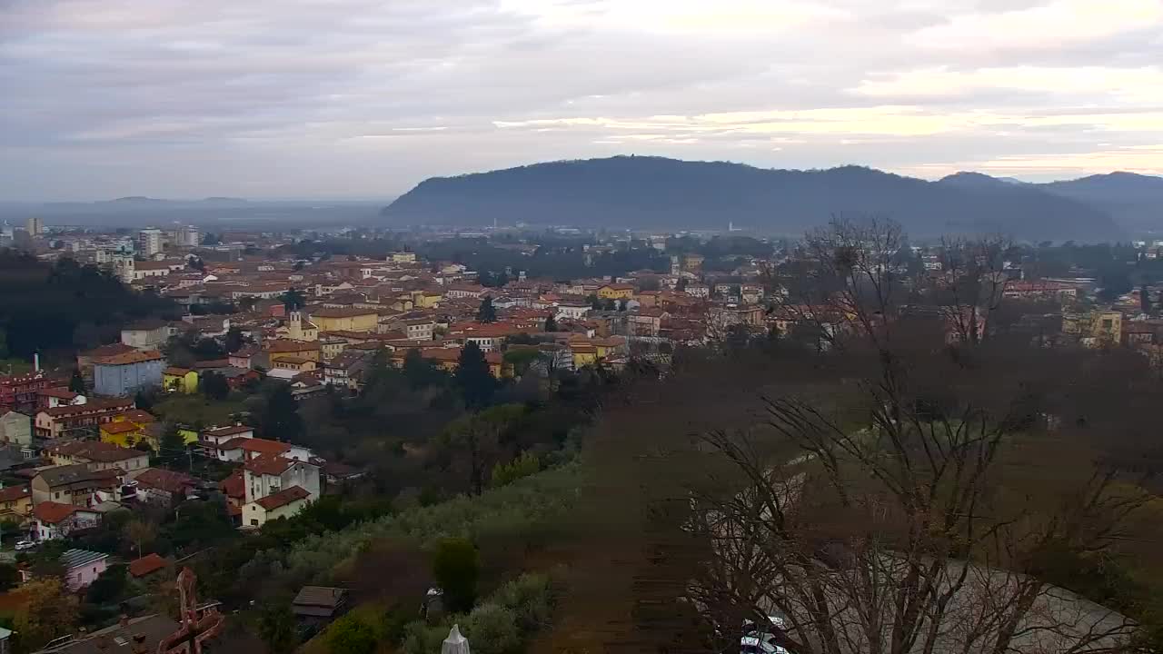 Nova Gorica y Gorizia: Impresionantes Vistas desde el Monasterio Franciscano de Kostanjevica