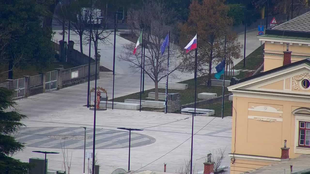 Nova Gorica i Gorica: Prekrasan Pogled iz Franjevačkog Samostana Kostanjevica