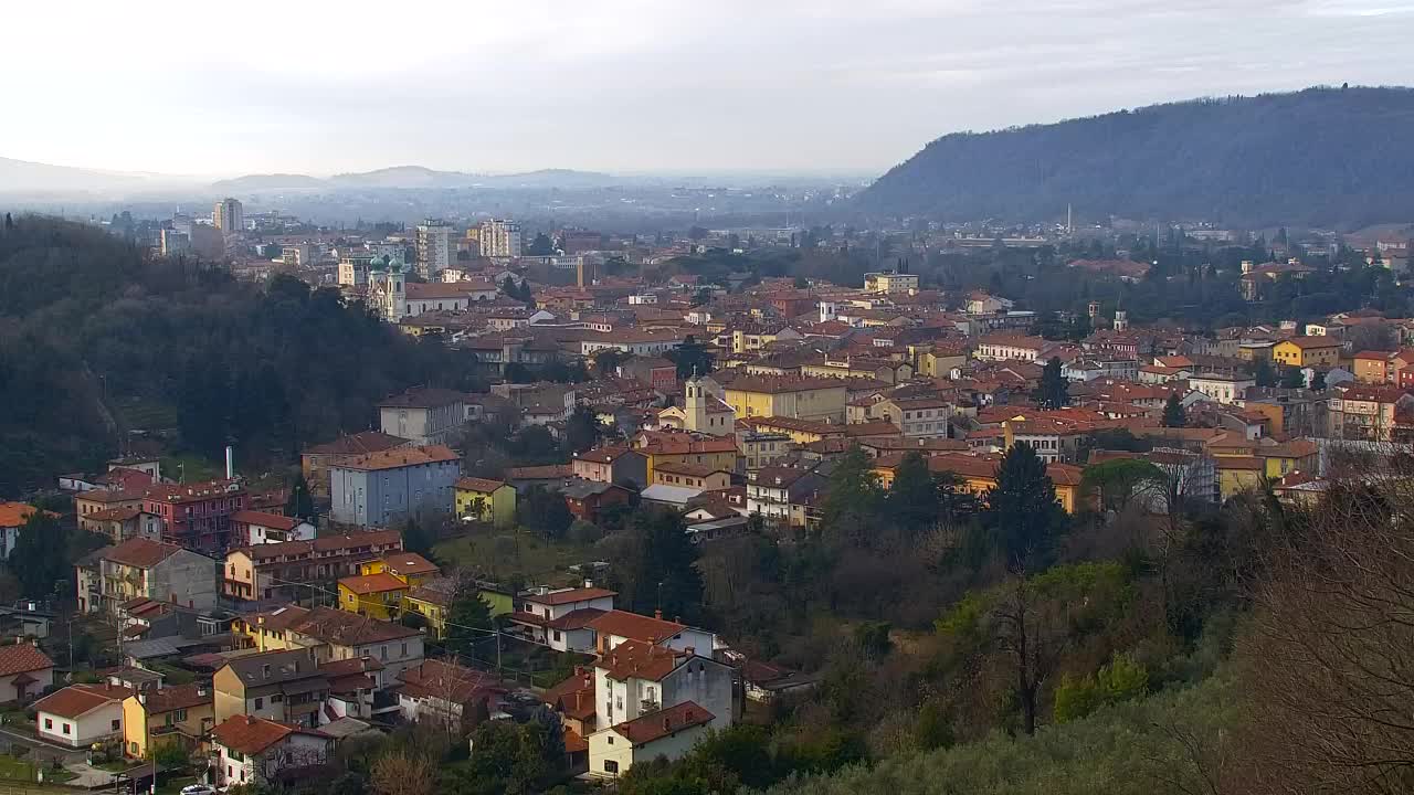 Nova Gorica y Gorizia: Impresionantes Vistas desde el Monasterio Franciscano de Kostanjevica
