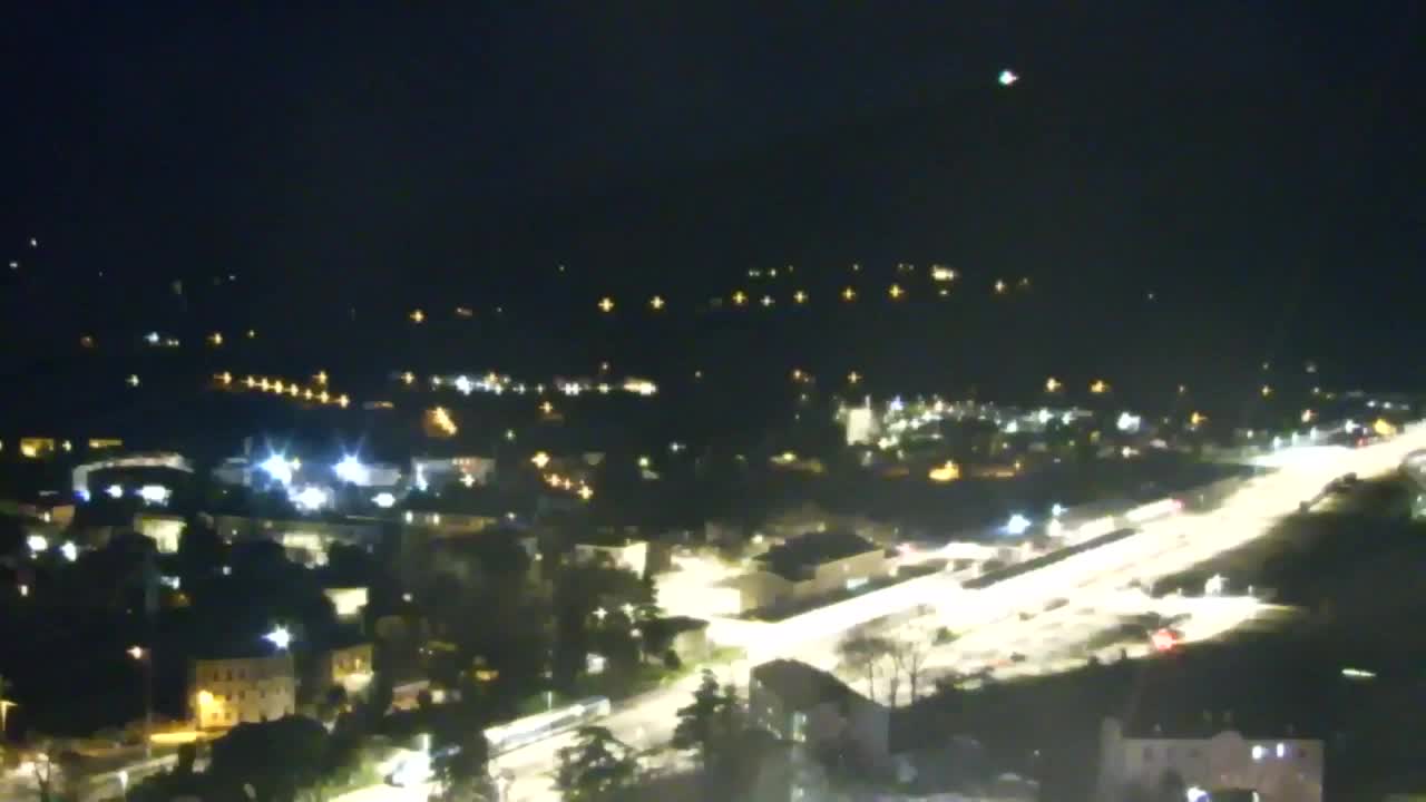 Nova Gorica i Gorica: Prekrasan Pogled iz Franjevačkog Samostana Kostanjevica