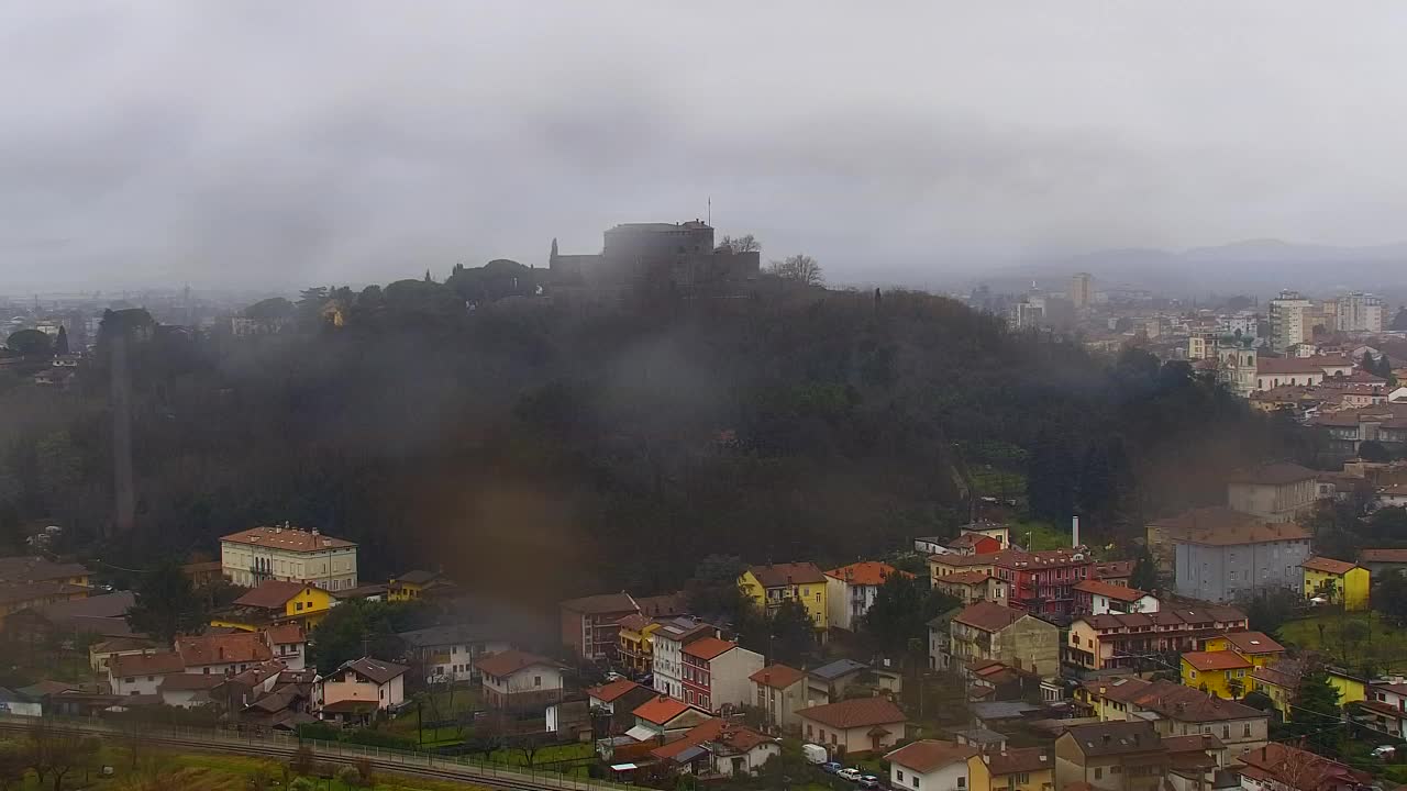 Nova Gorica e Gorizia: Panorama Mozzafiato dal Convento Francescano di Castagnevizza