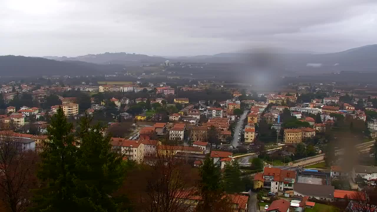 Nova Gorica und Görz: Atemberaubende Aussicht vom Franziskanerkloster Kostanjevica