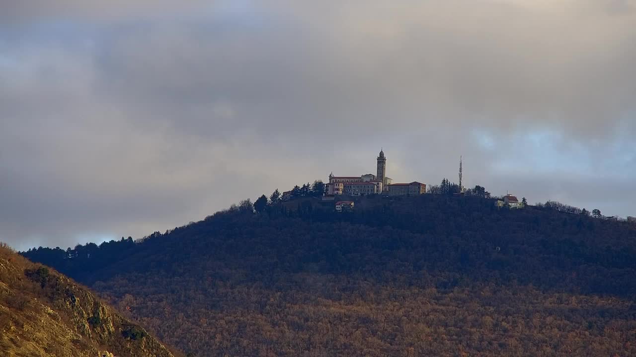 Nova Gorica und Görz: Atemberaubende Aussicht vom Franziskanerkloster Kostanjevica