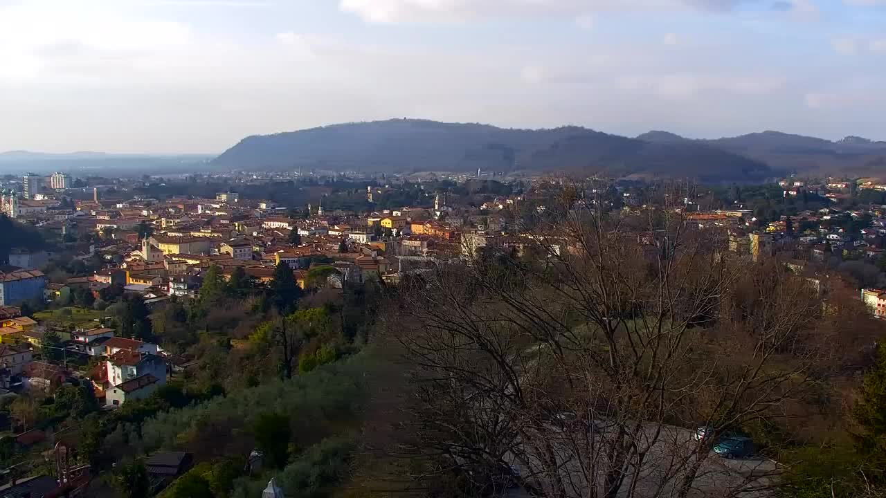 Nova Gorica e Gorizia: Panorama Mozzafiato dal Convento Francescano di Castagnevizza