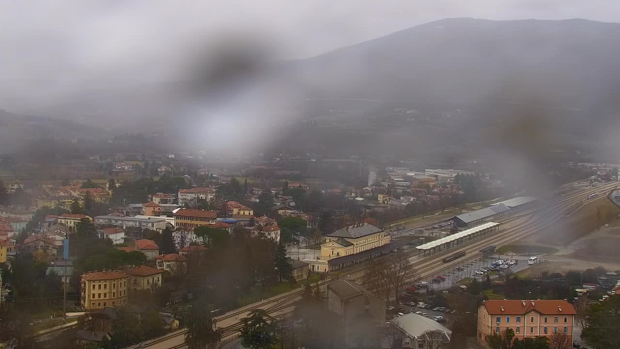 Nova Gorica e Gorizia: Panorama Mozzafiato dal Convento Francescano di Castagnevizza