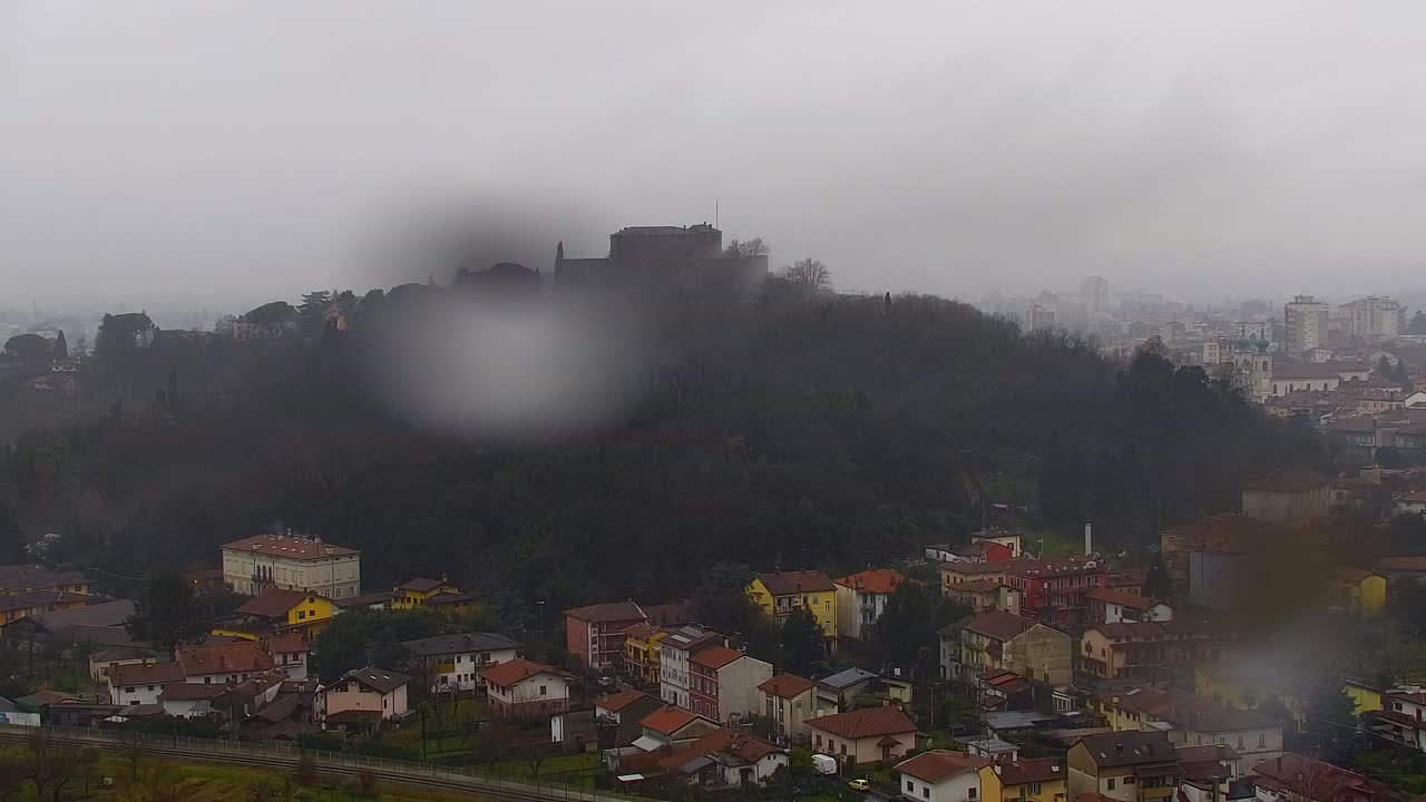 Nova Gorica e Gorizia: Panorama Mozzafiato dal Convento Francescano di Castagnevizza