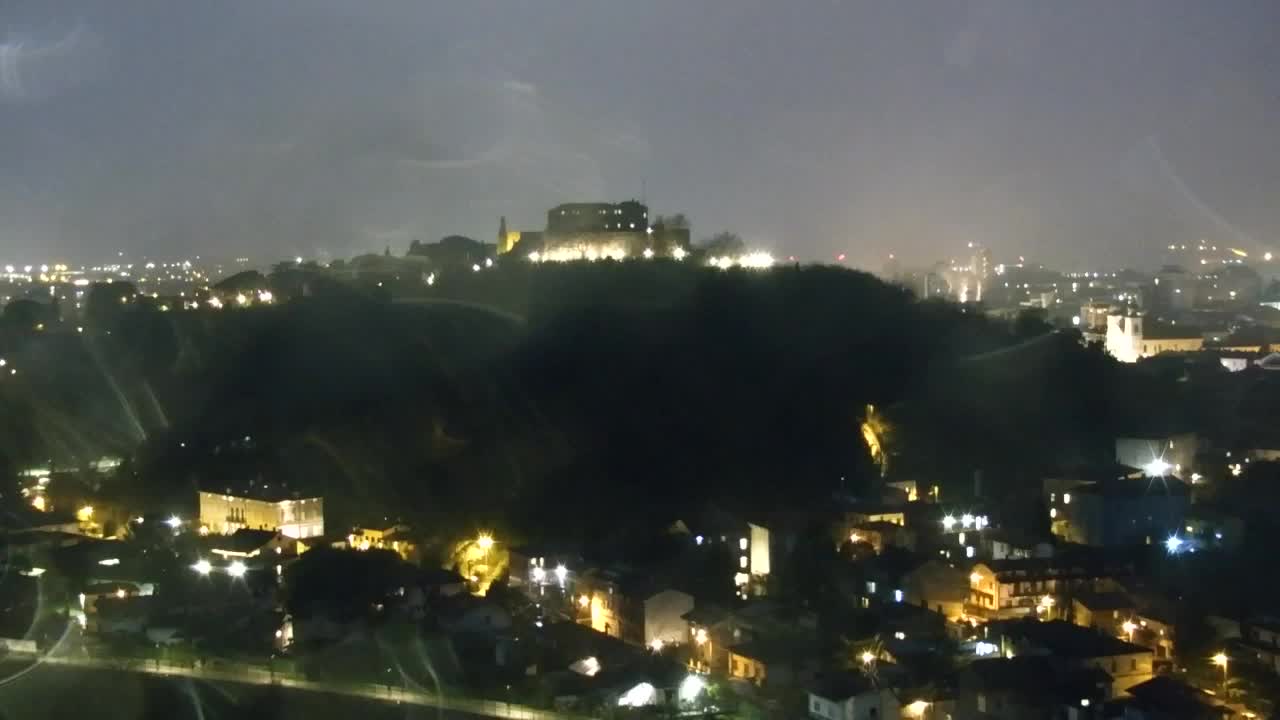 Nova Gorica y Gorizia: Impresionantes Vistas desde el Monasterio Franciscano de Kostanjevica