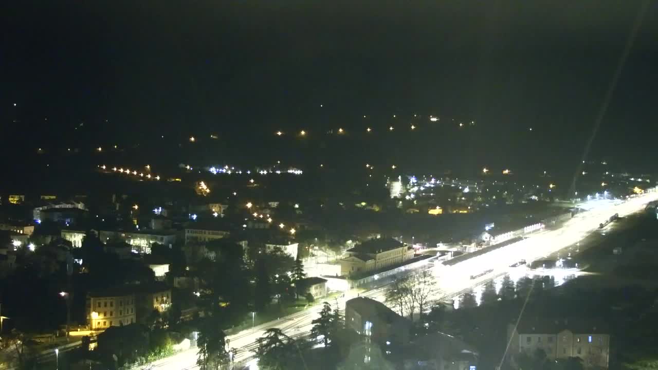 Nova Gorica e Gorizia: Panorama Mozzafiato dal Convento Francescano di Castagnevizza