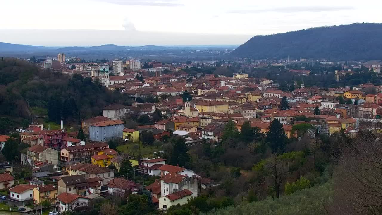 Nova Gorica y Gorizia: Impresionantes Vistas desde el Monasterio Franciscano de Kostanjevica