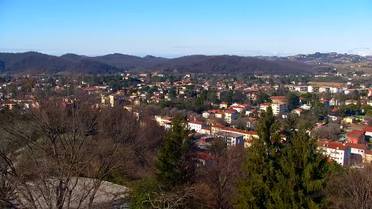 Nova Gorica e Gorizia: Panorama Mozzafiato dal Convento Francescano di Castagnevizza