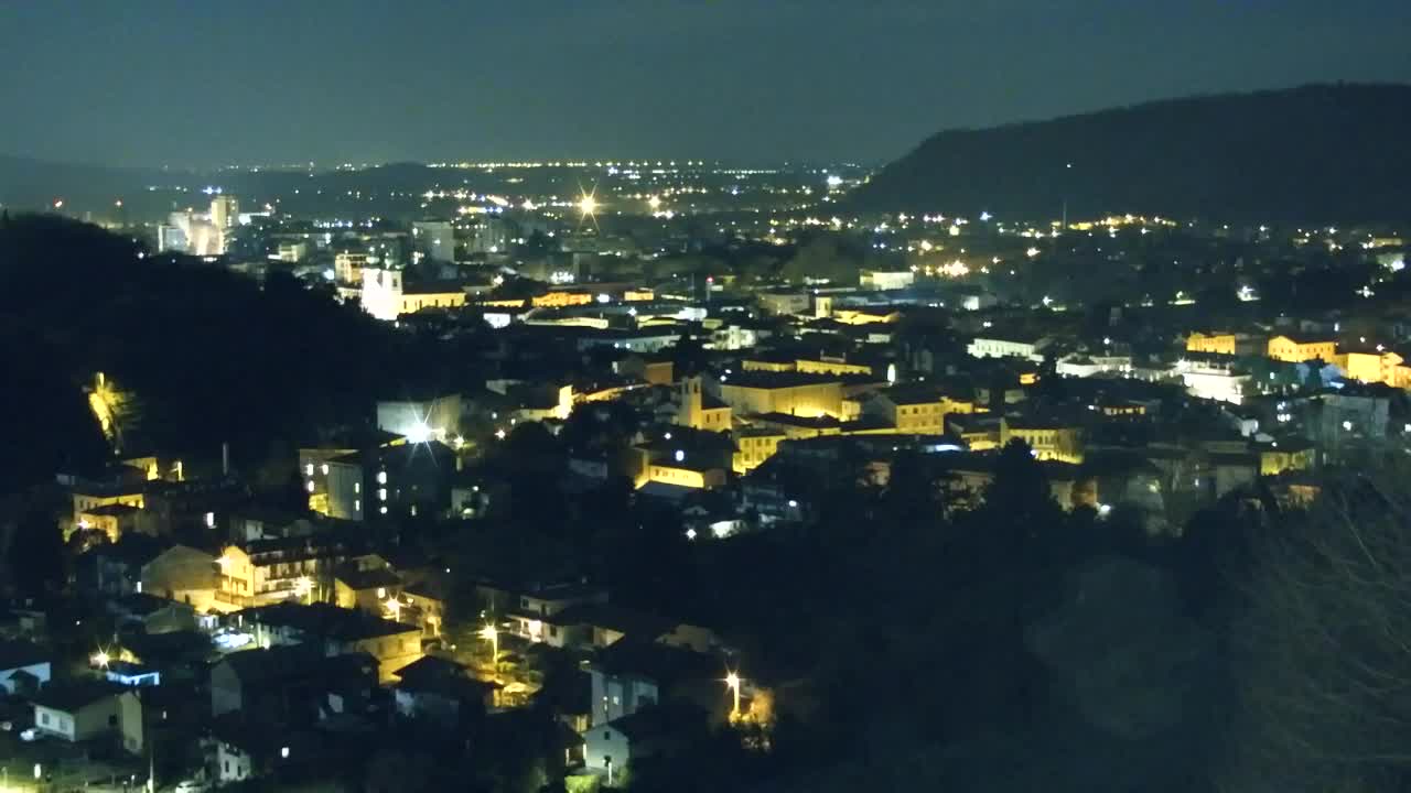 Nova Gorica e Gorizia: Panorama Mozzafiato dal Convento Francescano di Castagnevizza