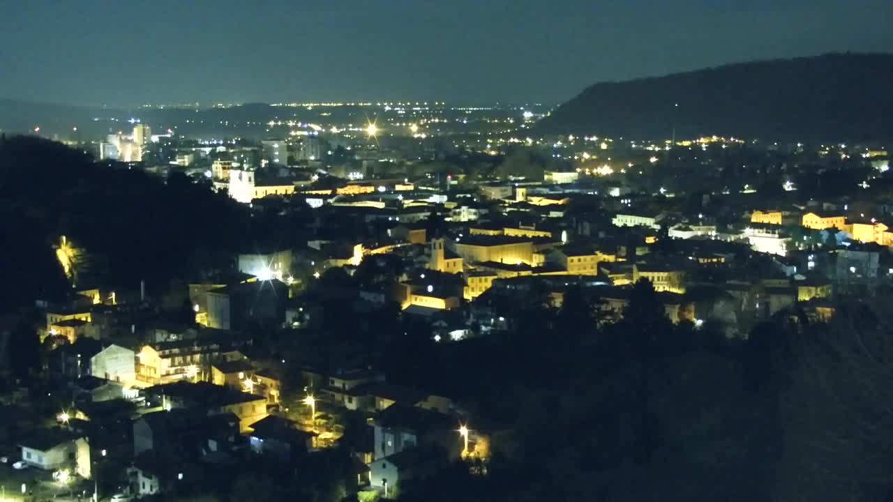 Nova Gorica y Gorizia: Impresionantes Vistas desde el Monasterio Franciscano de Kostanjevica