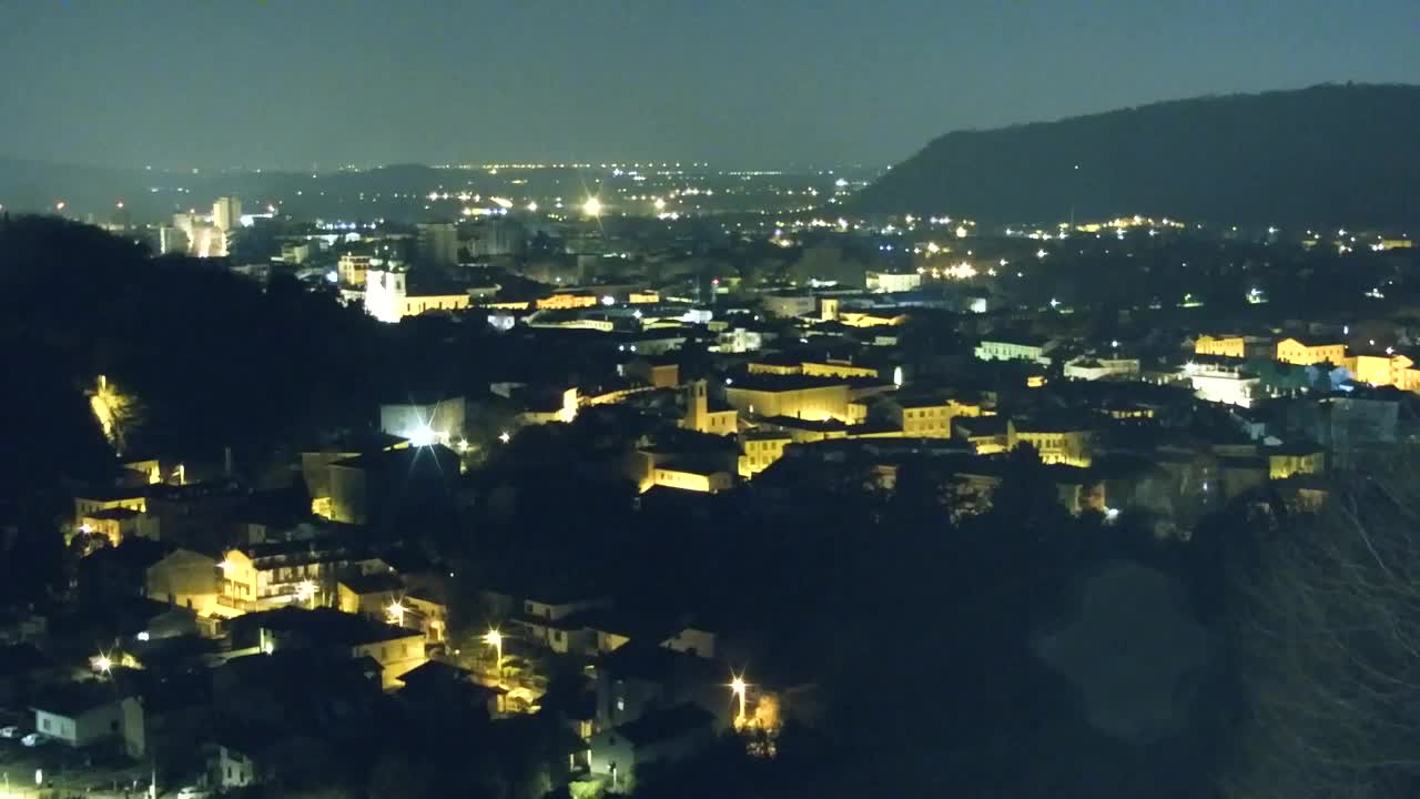 Nova Gorica y Gorizia: Impresionantes Vistas desde el Monasterio Franciscano de Kostanjevica