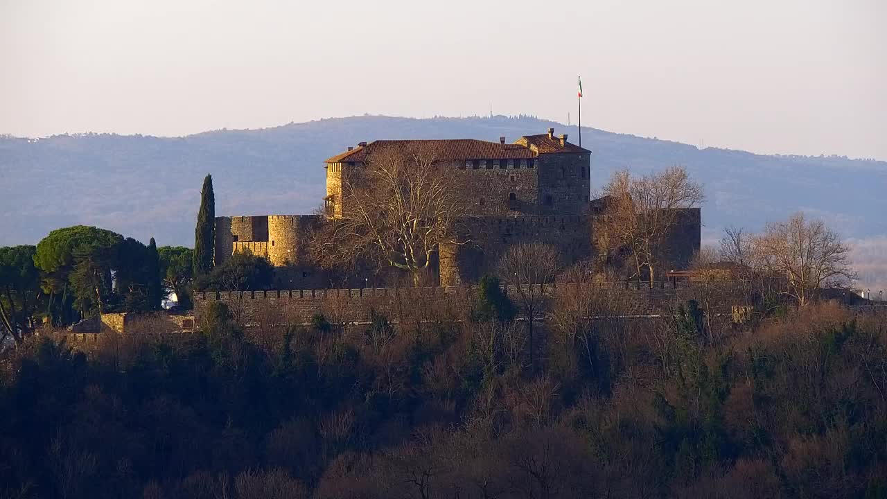 Nova Gorica und Görz: Atemberaubende Aussicht vom Franziskanerkloster Kostanjevica
