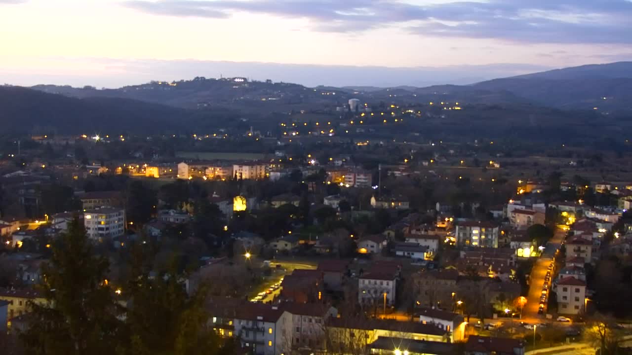 Nova Gorica e Gorizia: Panorama Mozzafiato dal Convento Francescano di Castagnevizza