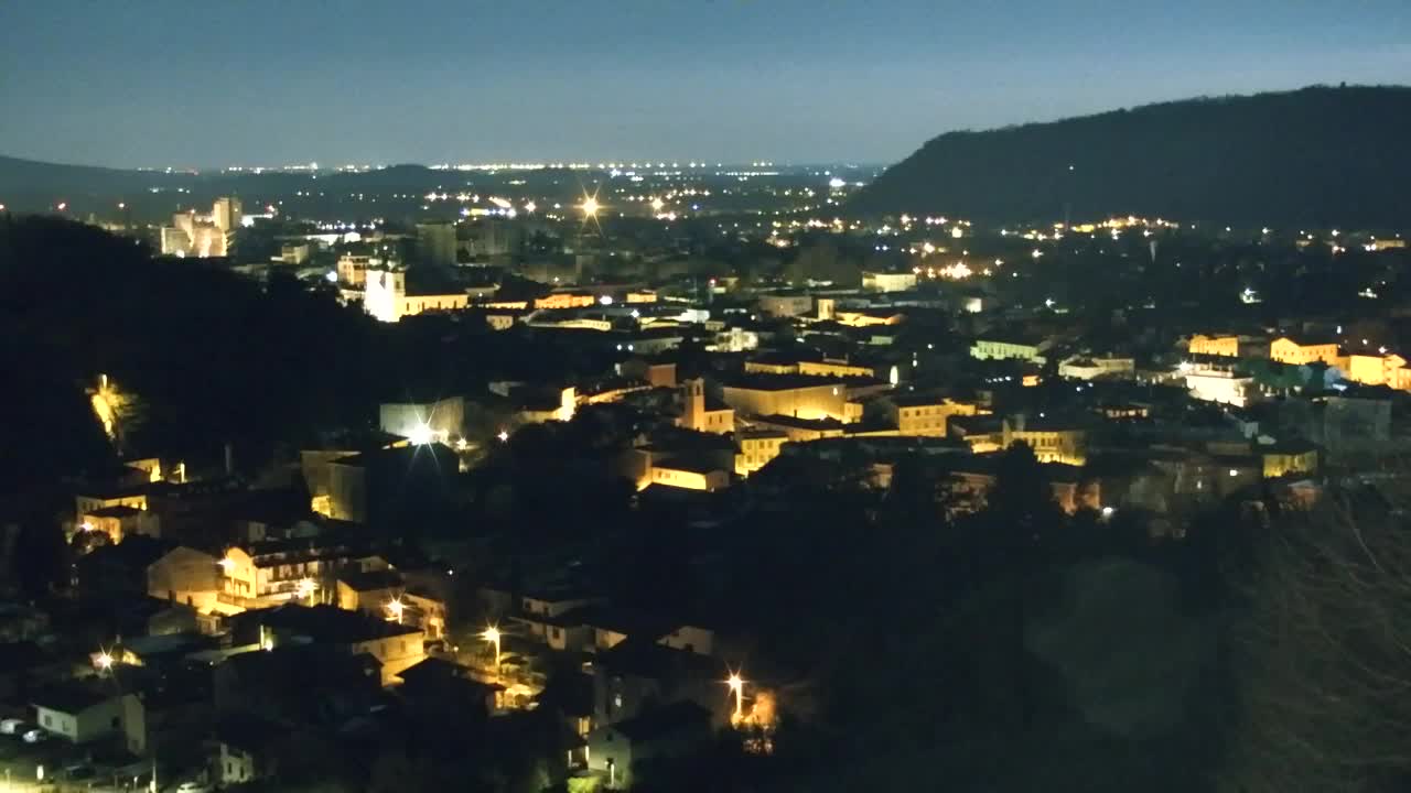 Nova Gorica i Gorica: Prekrasan Pogled iz Franjevačkog Samostana Kostanjevica