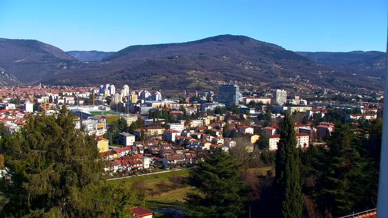 Nova Gorica e Gorizia: Panorama Mozzafiato dal Convento Francescano di Castagnevizza