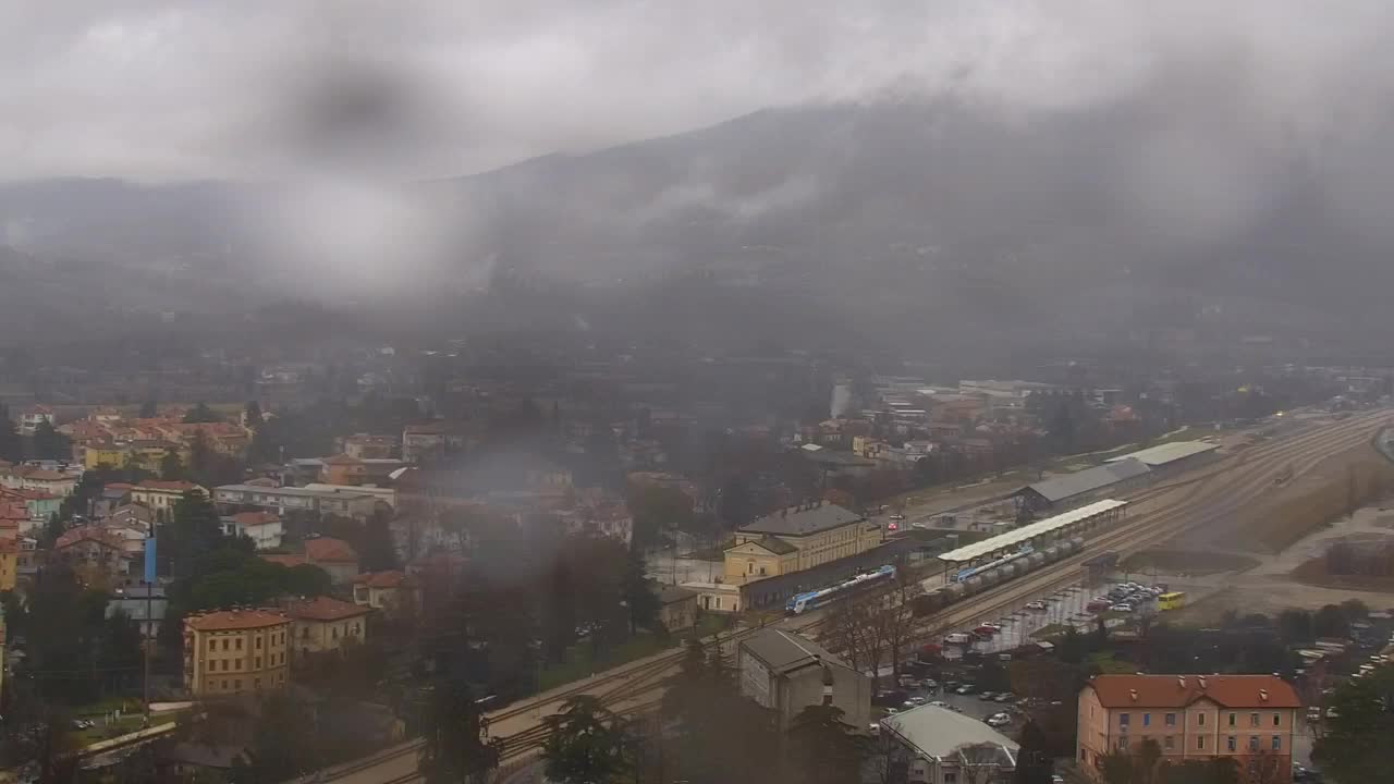 Nova Gorica e Gorizia: Panorama Mozzafiato dal Convento Francescano di Castagnevizza