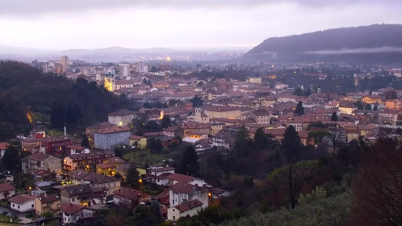 Nova Gorica und Görz: Atemberaubende Aussicht vom Franziskanerkloster Kostanjevica