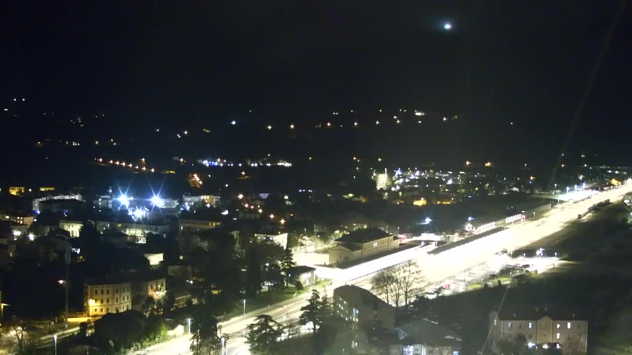 Nova Gorica i Gorica: Prekrasan Pogled iz Franjevačkog Samostana Kostanjevica